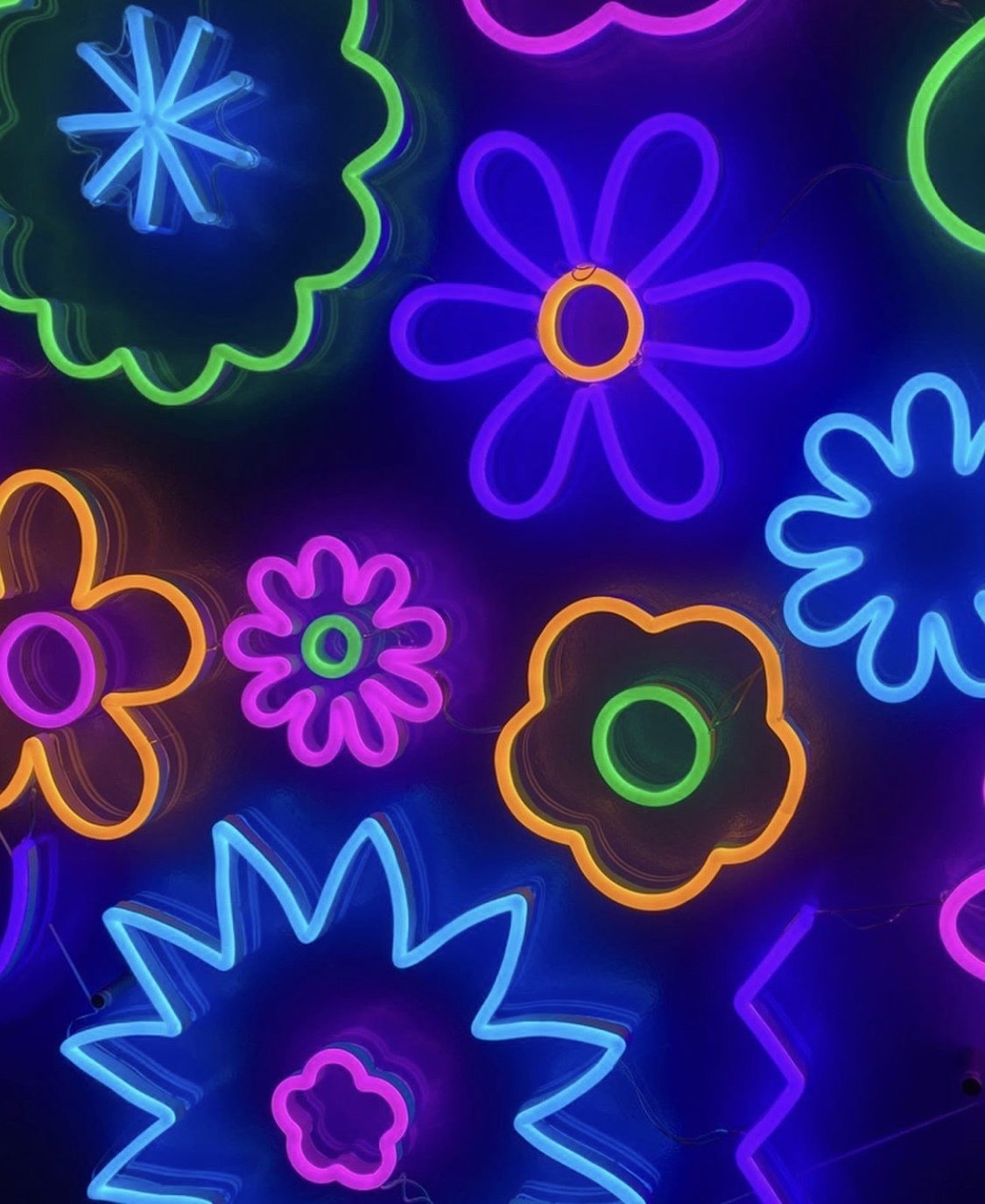 Flower Power: Neon and florals make an electrifying combo - YELLOWPOP UK