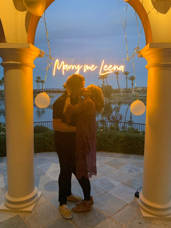 Love in Lights: A Vegas proposal with a custom LED neon sign - YELLOWPOP UK