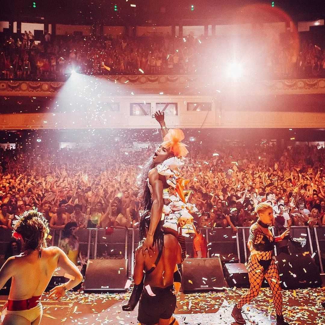 Sink The Pink: London’s Safe Space for Expression - YELLOWPOP UK