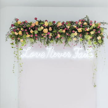 Take Your Wedding to the Next Level with Neon Signs - YELLOWPOP UK