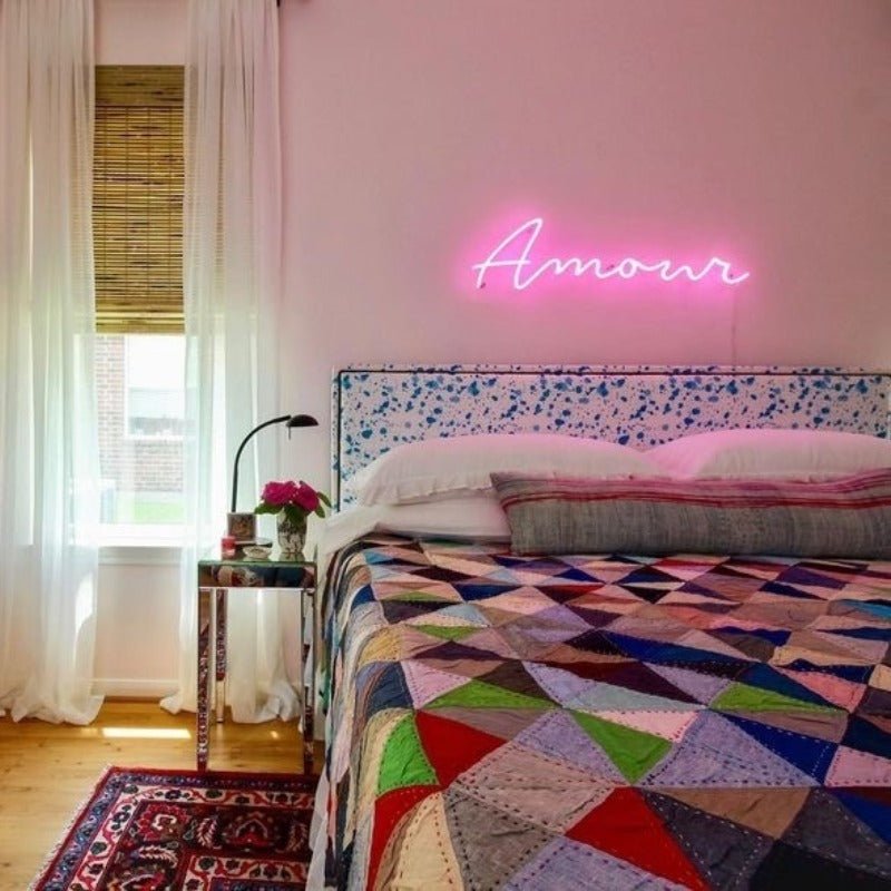 Amour Cursive - LED neon sign - YELLOWPOP UK