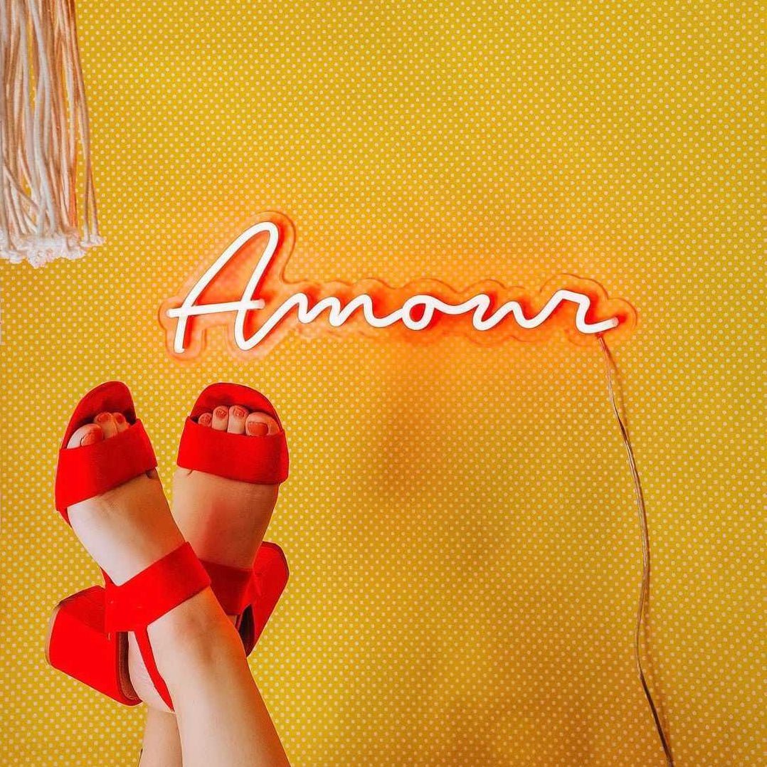 Amour Cursive - LED neon sign - YELLOWPOP UK