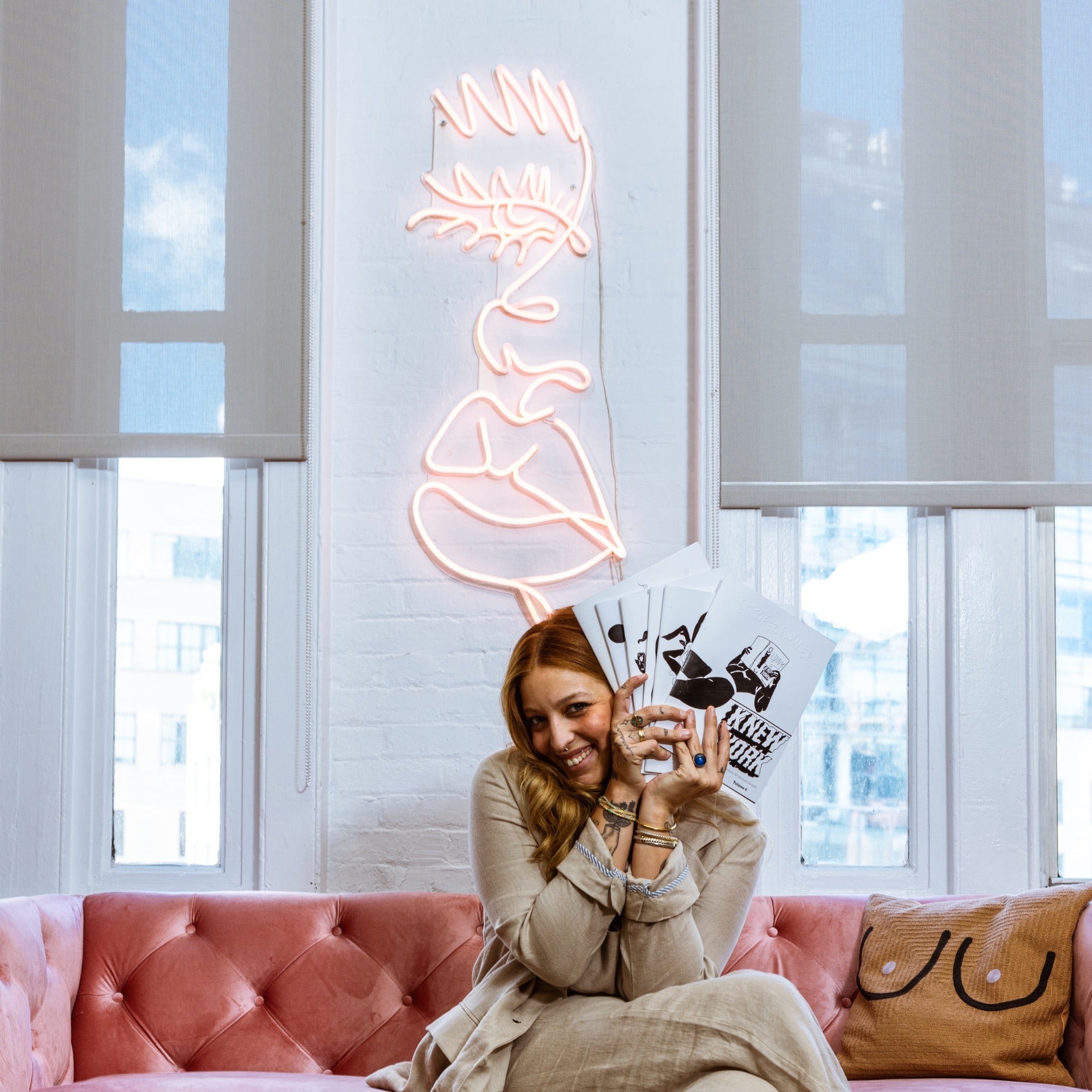 Drip face by Girl Knew York - LED Neon Sign - YELLOWPOP UK