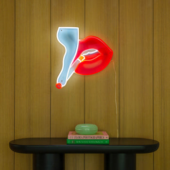 Smoke by Tom Wesselmann - YELLOWPOP UK