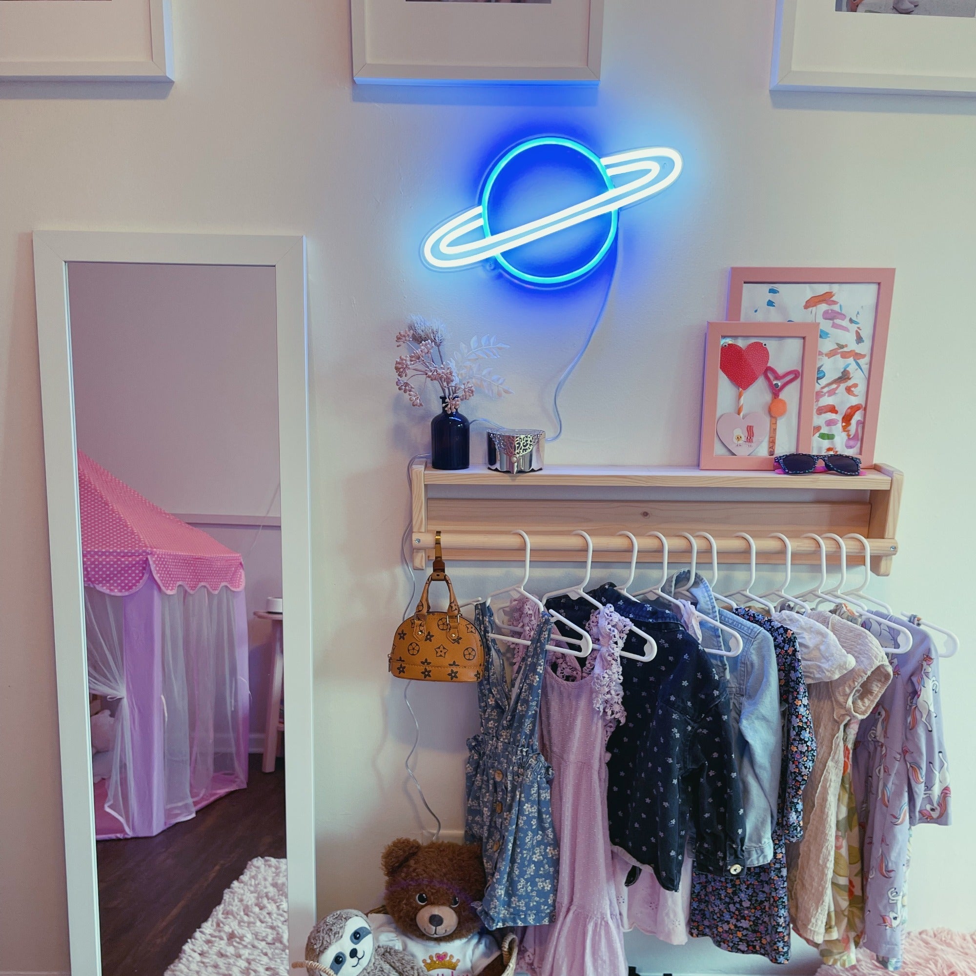 Uranus - LED neon sign - YELLOWPOP UK